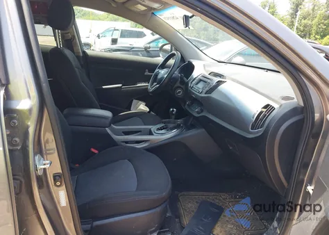 2015 Kia Sportage Lx z USA, uszkodzony, nr VIN KNDPBCAC9F7761662